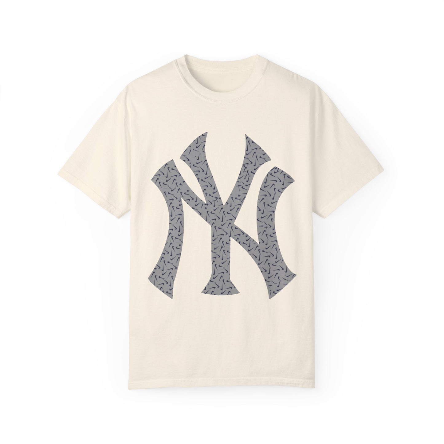 Yankee Legacy Tee Matches Zoom Vomero 5 Yankees colorway
