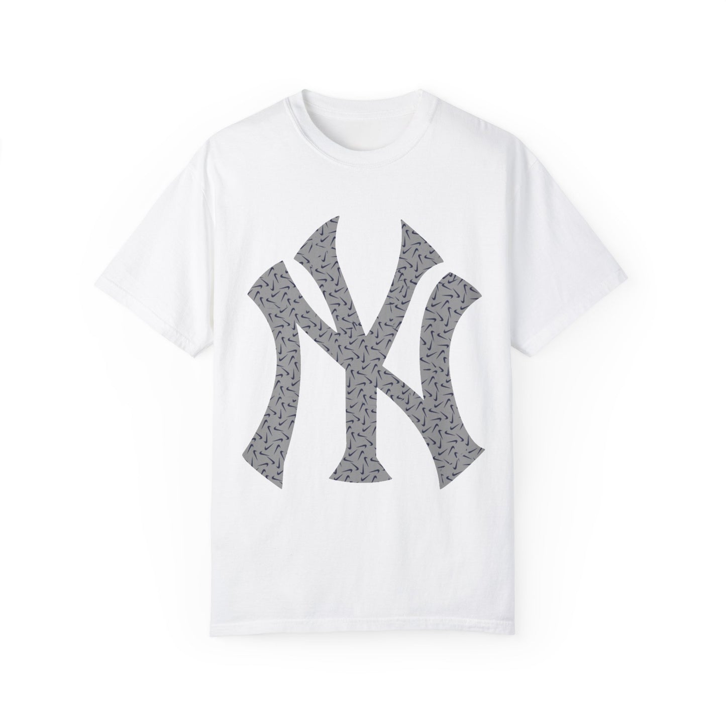 Yankee Legacy Tee Matches Zoom Vomero 5 Yankees colorway